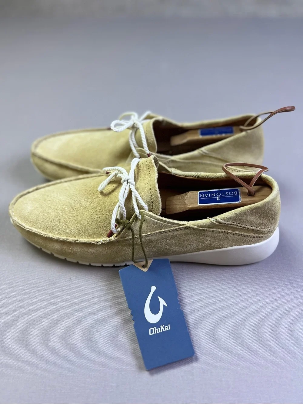 OluKai Ka'a Driver Suede Loafers Golden Sand Men's Size 10 10534-GSGS NWT